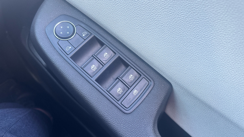 Renault Clio 1.6 E-TECH full hybrid 145 Techno 5dr Auto Hybrid Hatchback